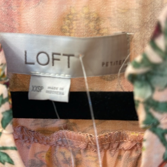 LOFT Garden Ruffle Sleeve Blouse Size XXSP. - Picture 5 of 14